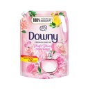 Downy Concentrate Fabric Softener Blissful Blossom 2.1ltr. Refill